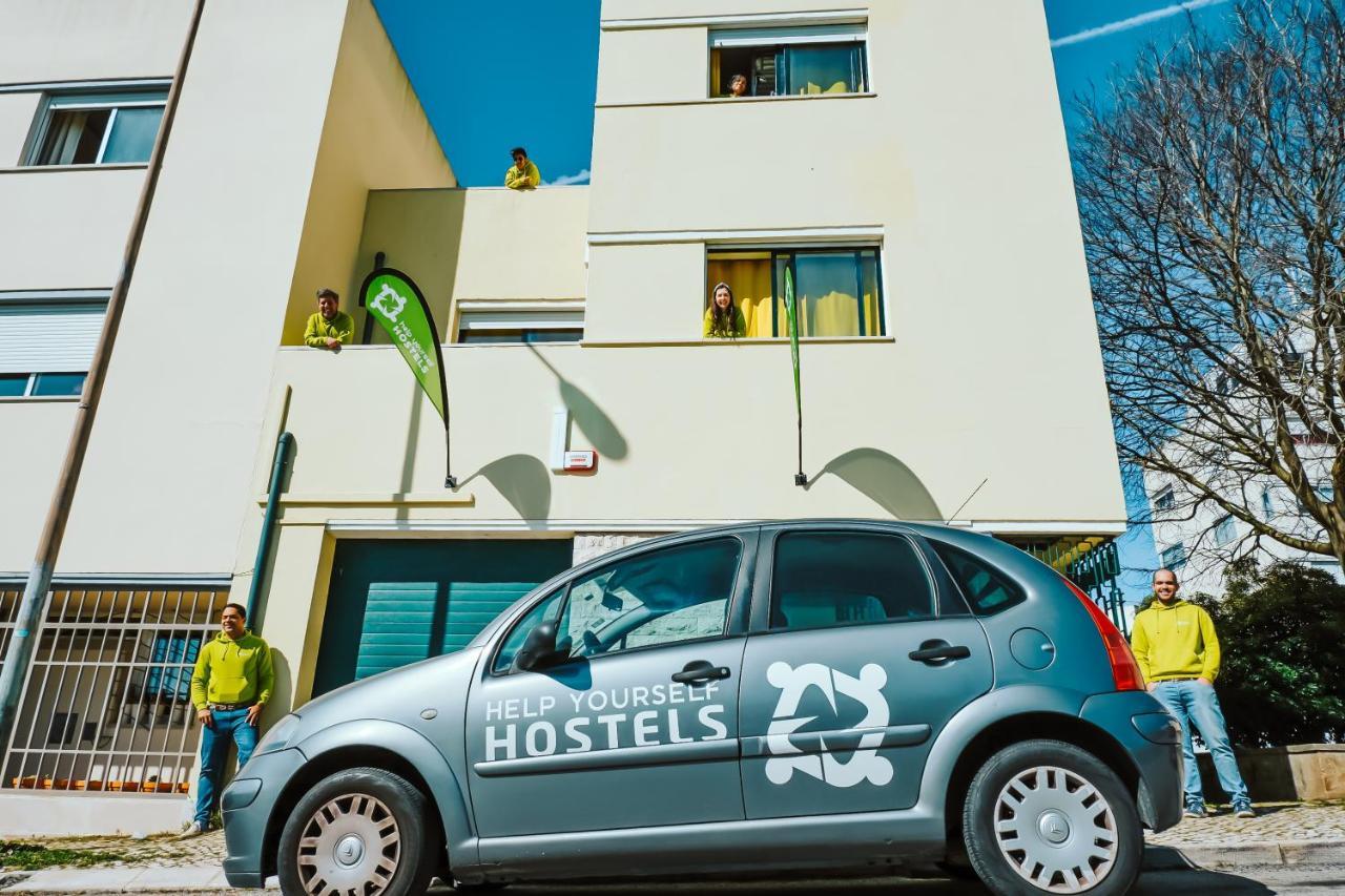 Help Yourself Hostels - Restelo Лісабон Екстер'єр фото